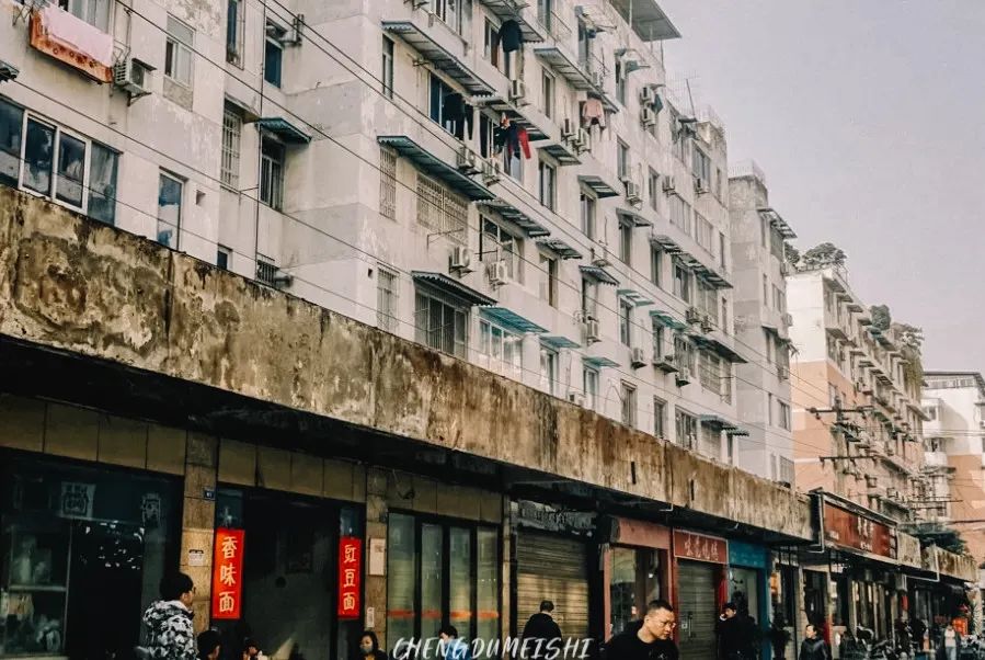 成都桑拿推荐_成都祥和里美食街 老字号美食 排队美食